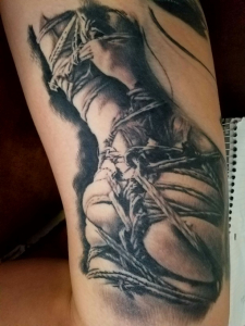 Shibari art tattoo of kuzushi style rope bondage on Beauvoir