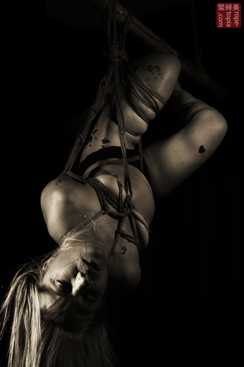 Iongantas Shibari Bondage Session Rope By Wykd Dave Photography Clover Brook 011